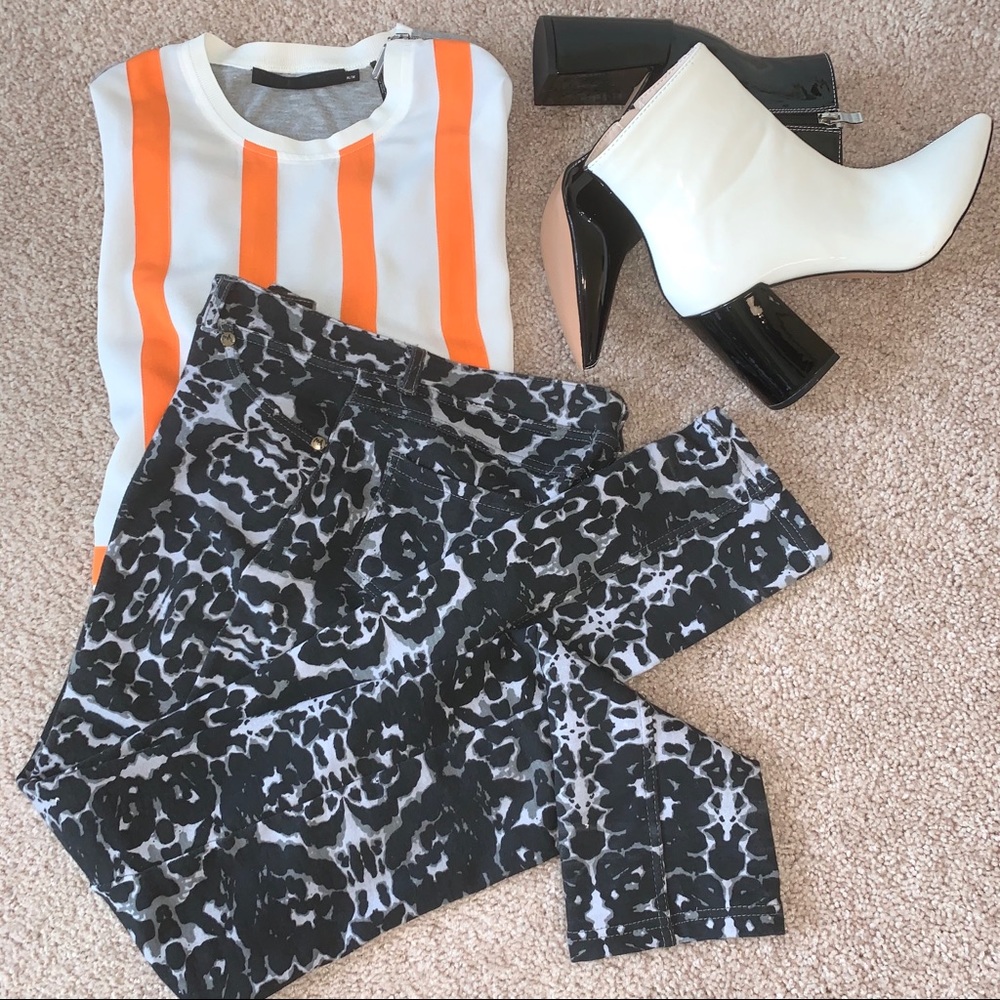 ❌EUC-LIKE AN ANGEL-Abstract JEGGINGS-S❌ - Picture 1 of 8